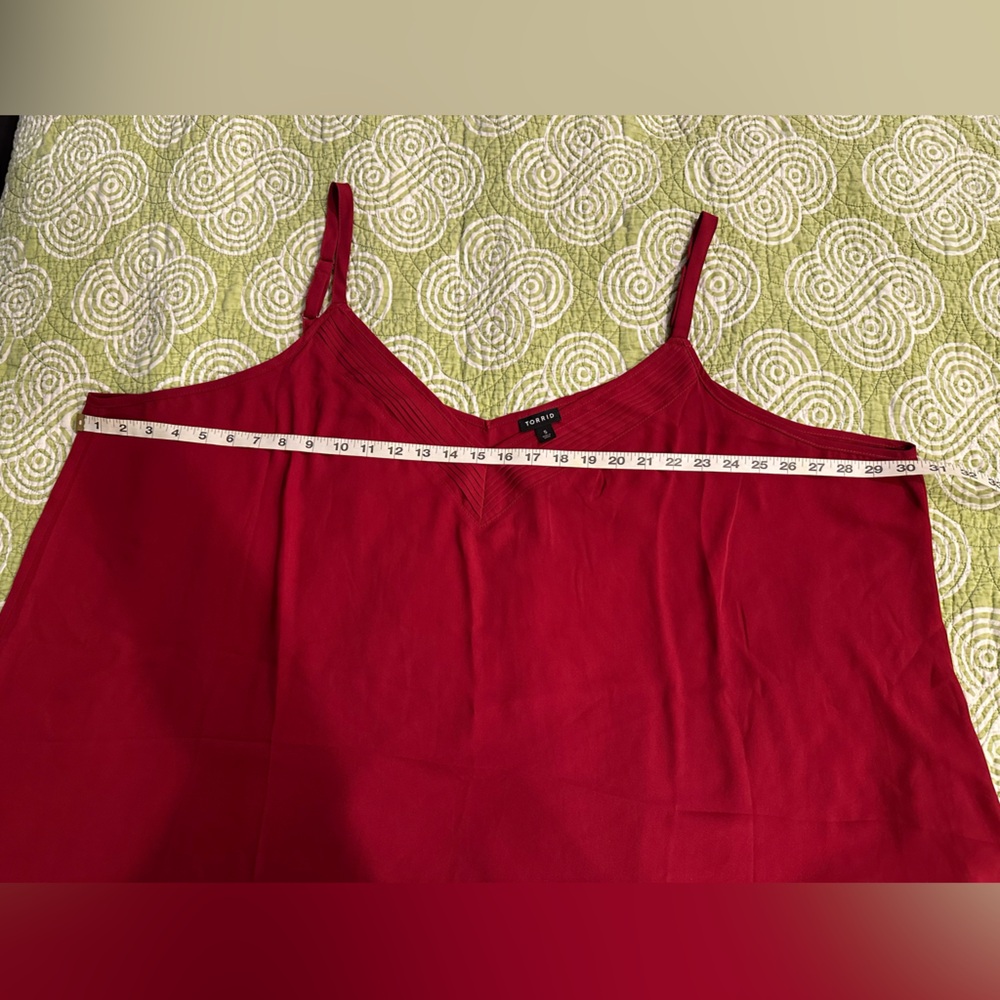 Torrid 5Plus Dark Red blouse, Can be worn anytime, any where. Very pretty! - Picture 5 of 8